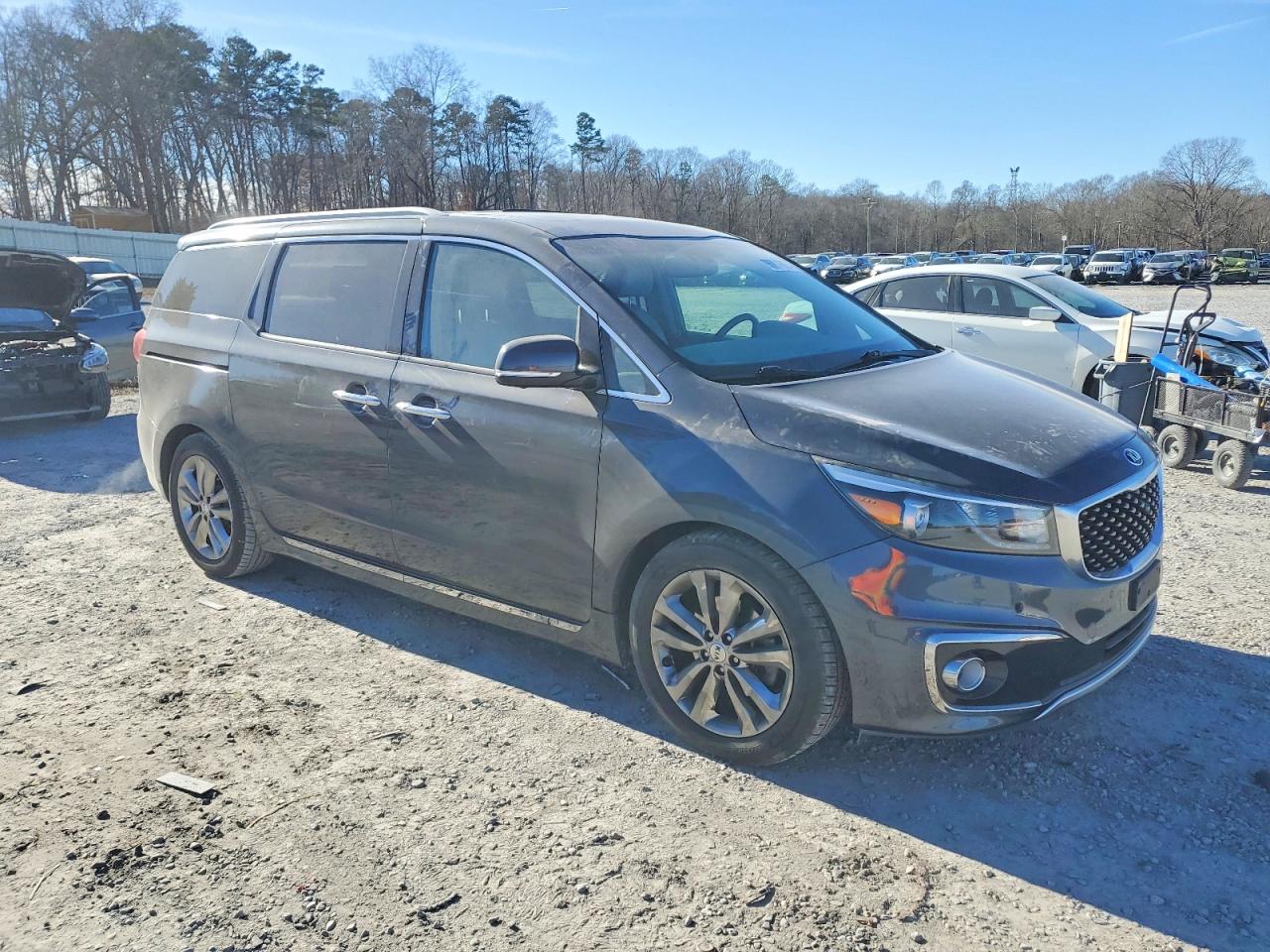 2016 KIA SEDONA SXL photo 4
