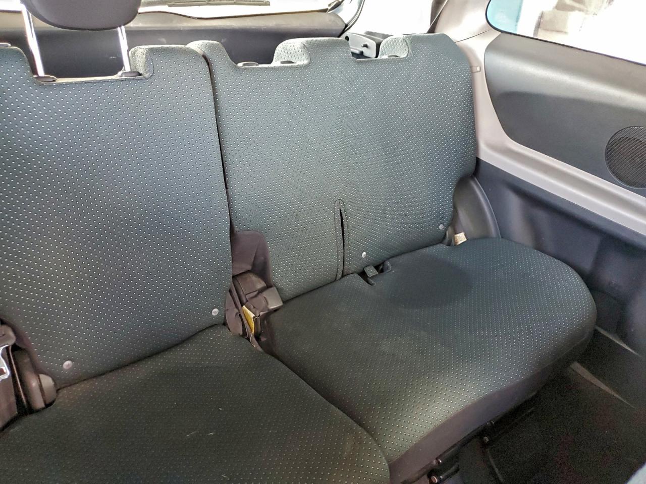 2008 TOYOTA YARIS photo 10