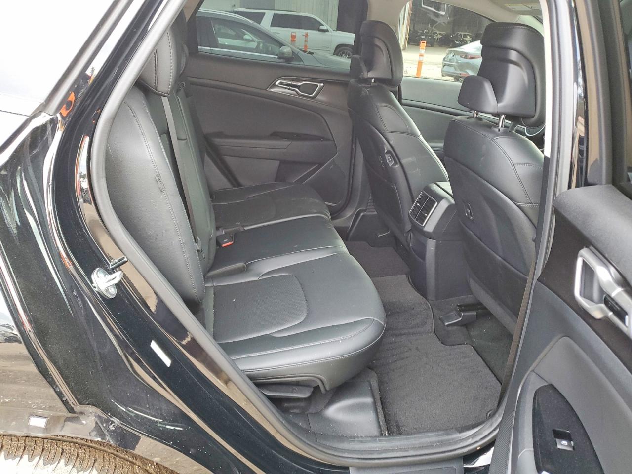 2025 KIA SPORTAGE EX photo 11