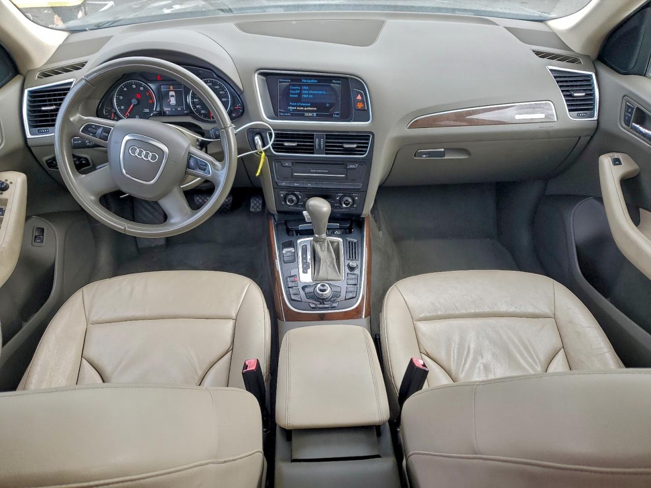 2011 AUDI Q5 PREMIUM PLUS photo 8