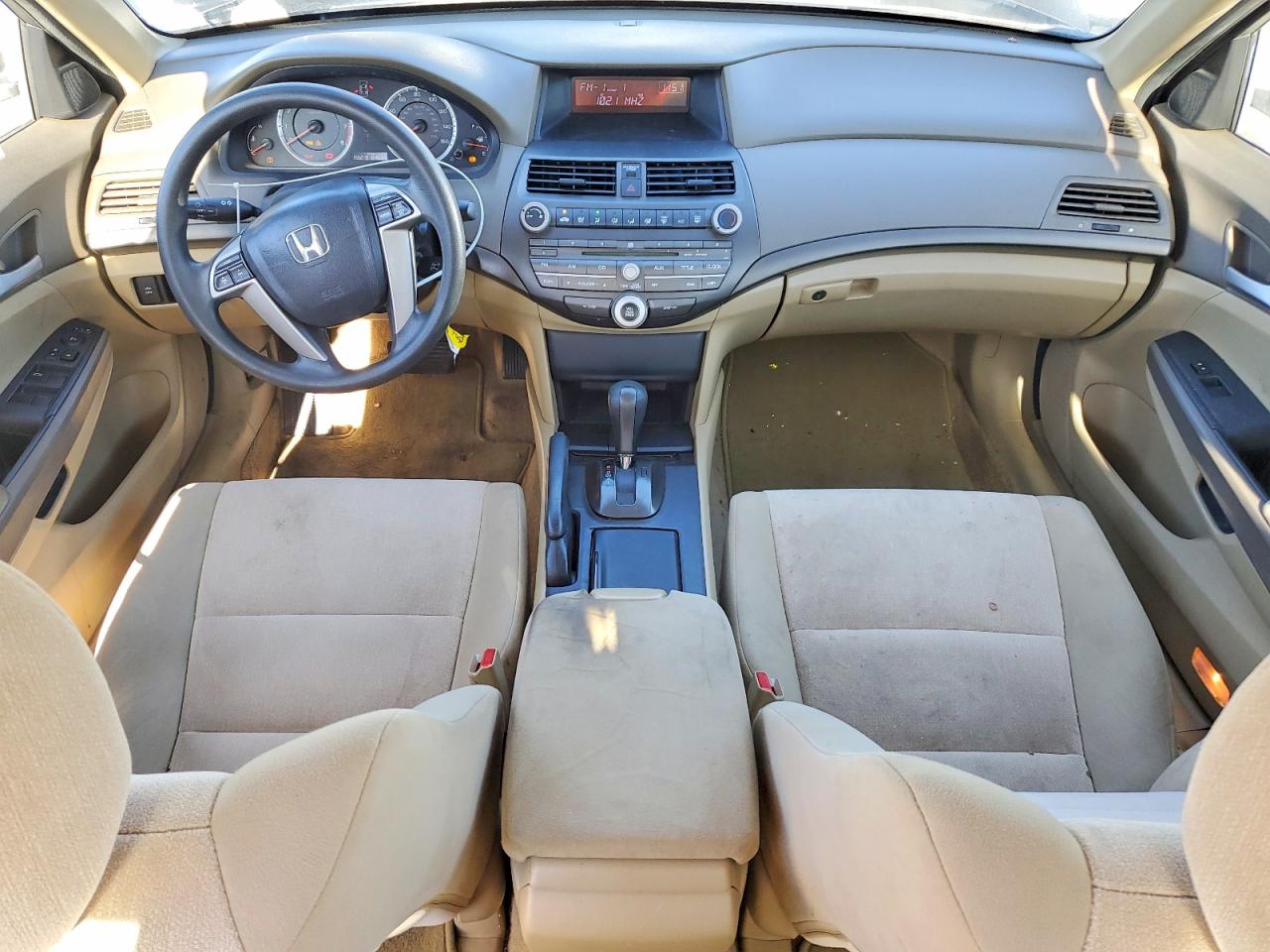 2010 HONDA ACCORD LX photo 8