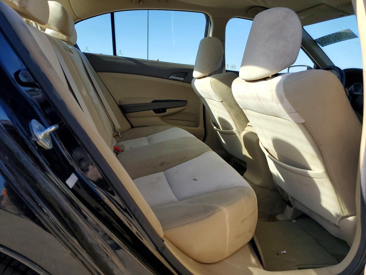 2010 HONDA ACCORD LX photo 10