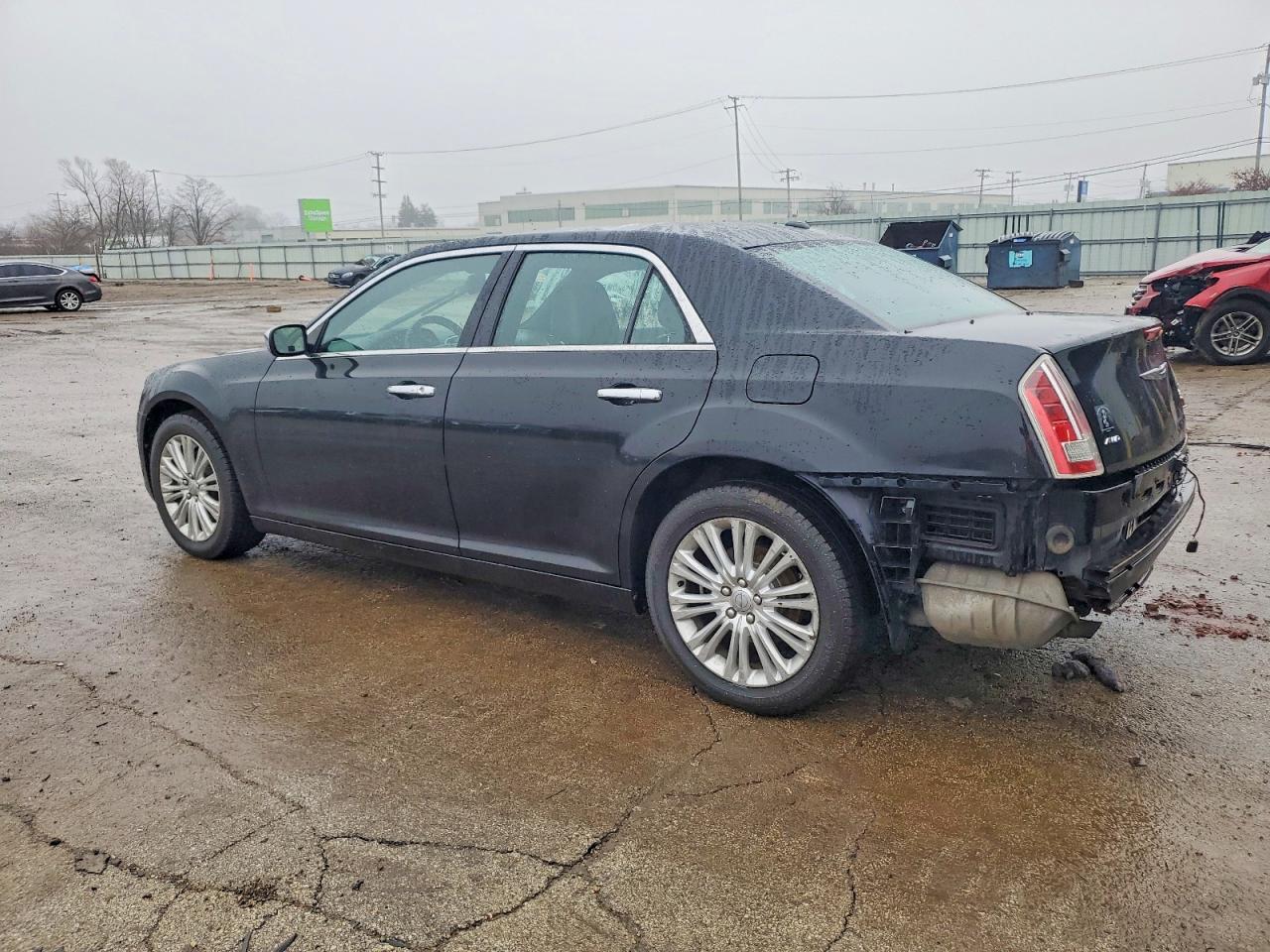 2013 CHRYSLER 300C photo 2