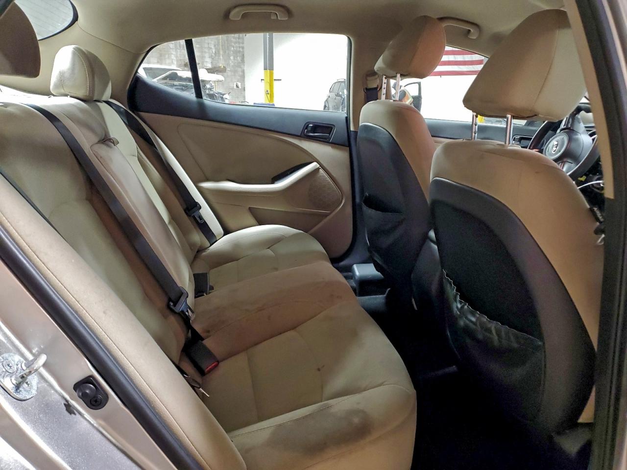 2014 KIA OPTIMA LX photo 10