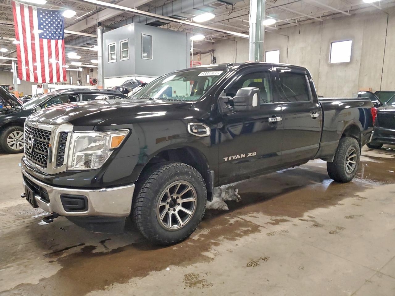 2017 NISSAN TITAN XD