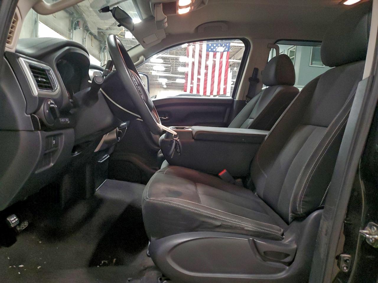 2017 NISSAN TITAN XD S photo 7