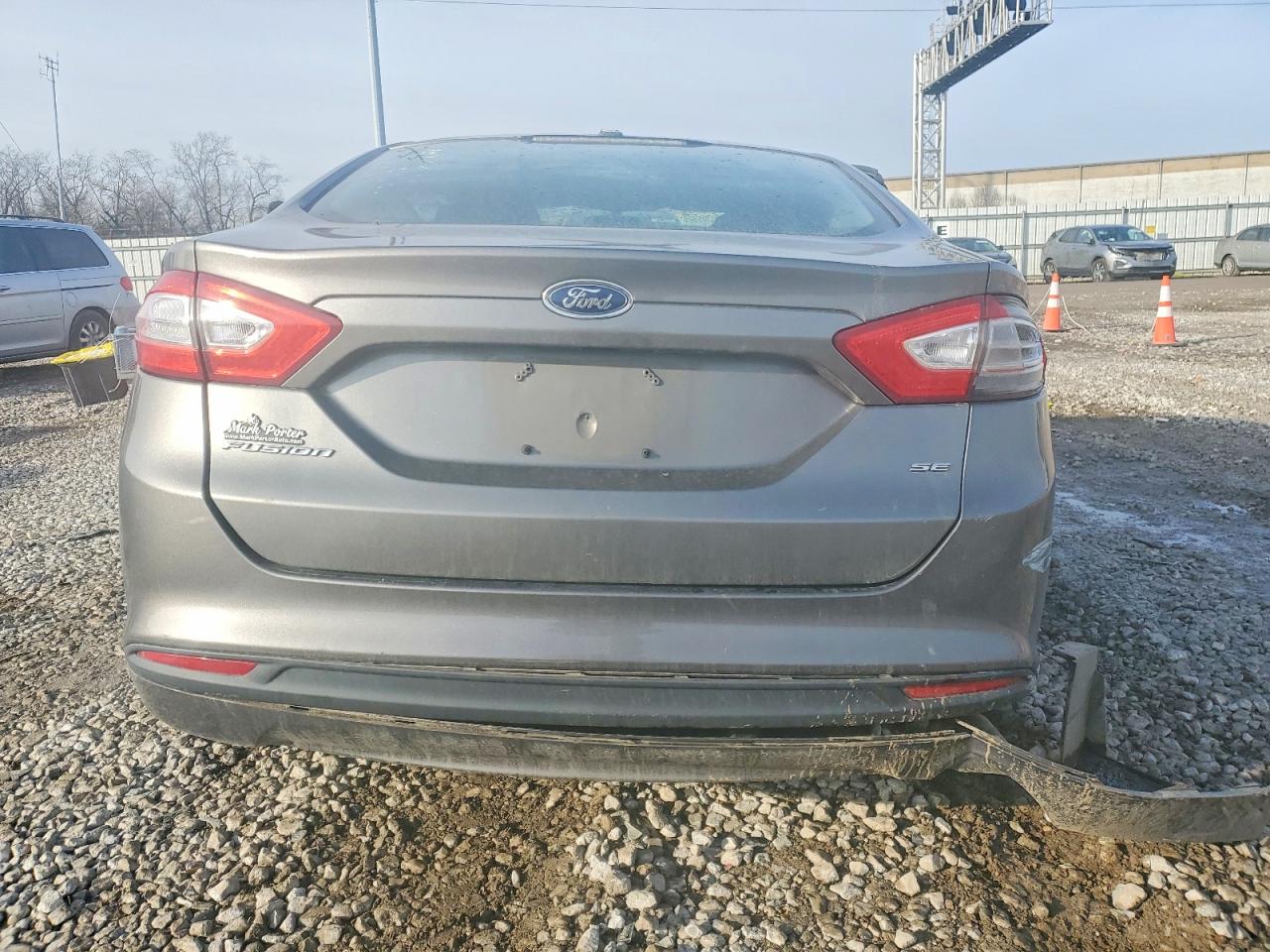2013 FORD FUSION SE photo 6