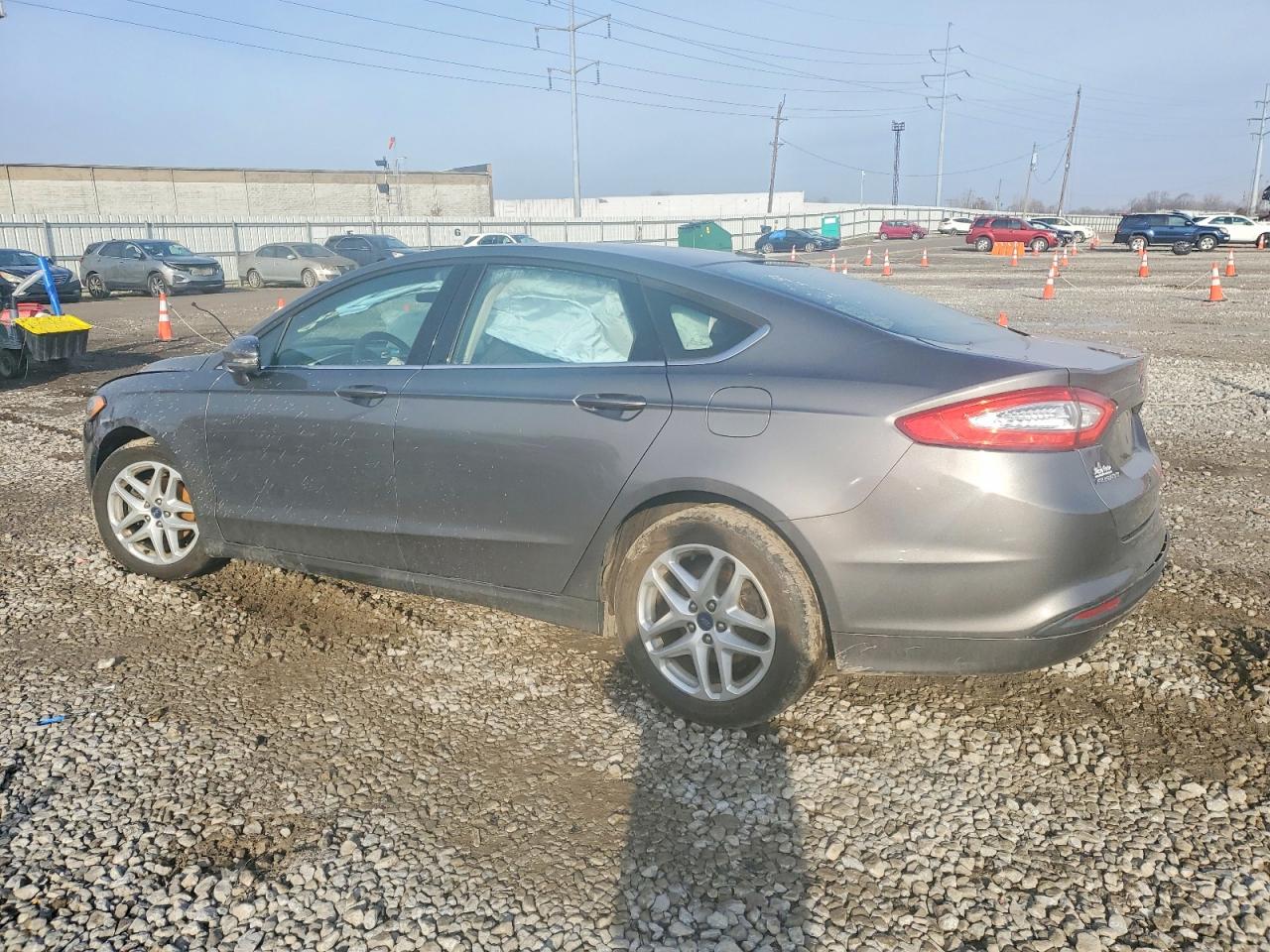 2013 FORD FUSION SE photo 2