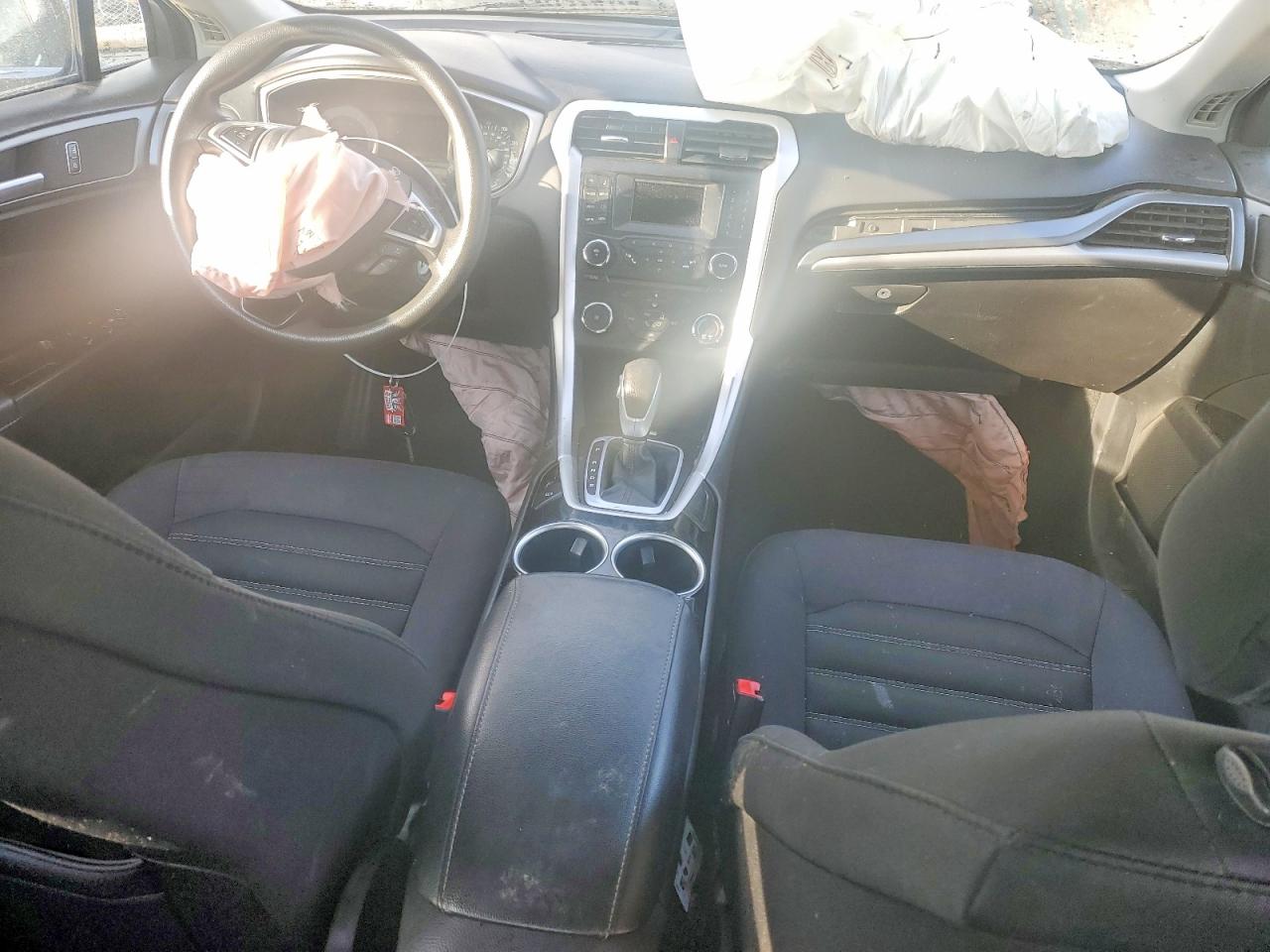 2013 FORD FUSION SE photo 8