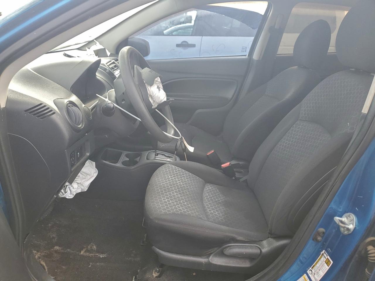 2015 MITSUBISHI MIRAGE DE photo 7