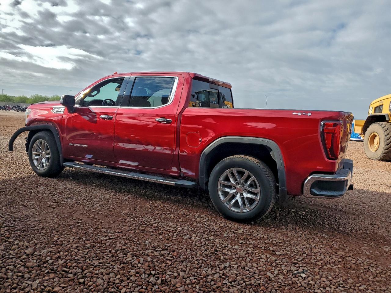 2020 GMC SIERRA K1500 SLT photo 2