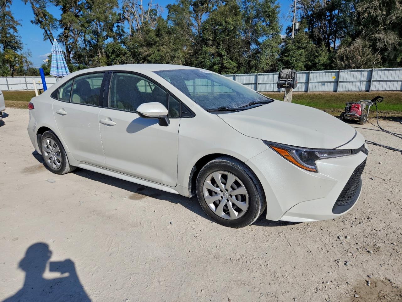 2020 TOYOTA COROLLA LE photo 4