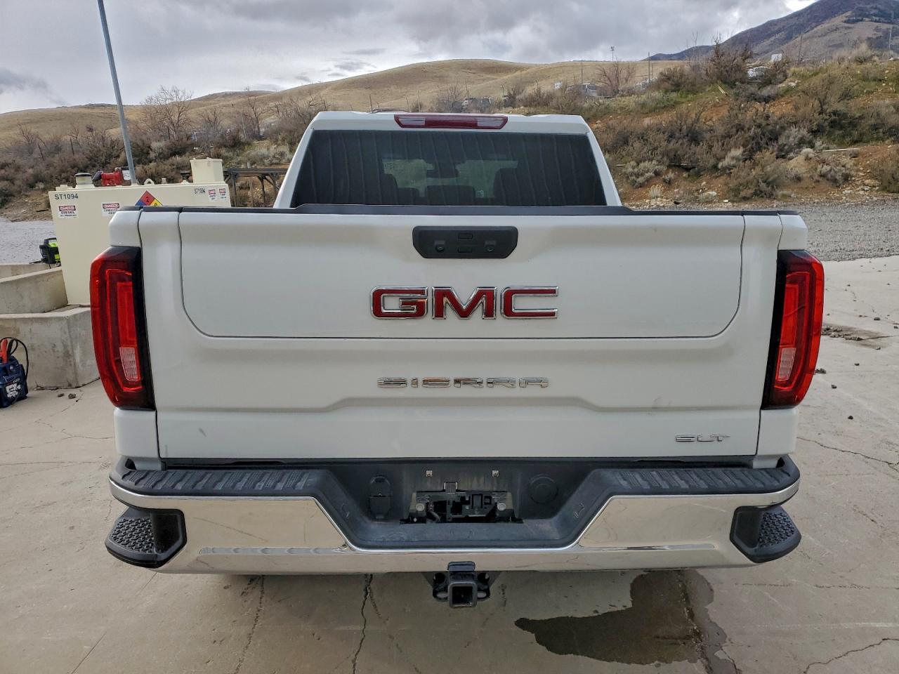 2025 GMC SIERRA K1500 SLT photo 6
