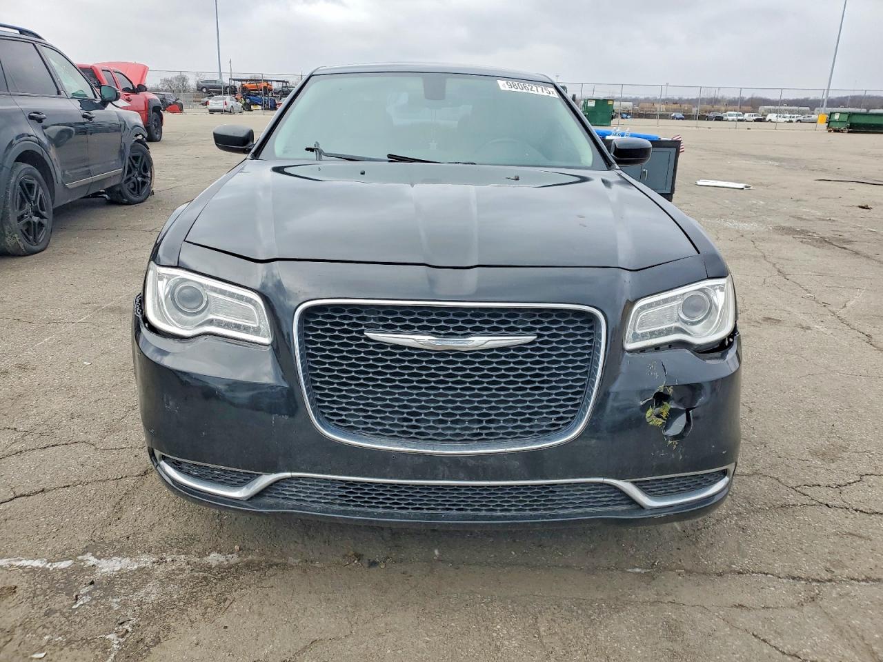 2015 CHRYSLER 300 LIMITED photo 9