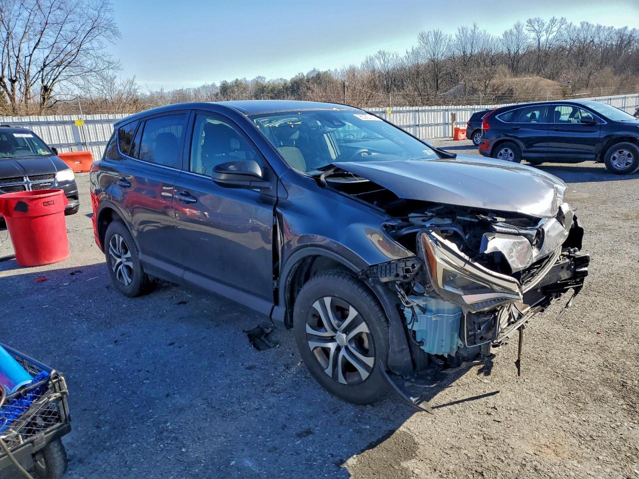 2018 TOYOTA RAV4 LE photo 4