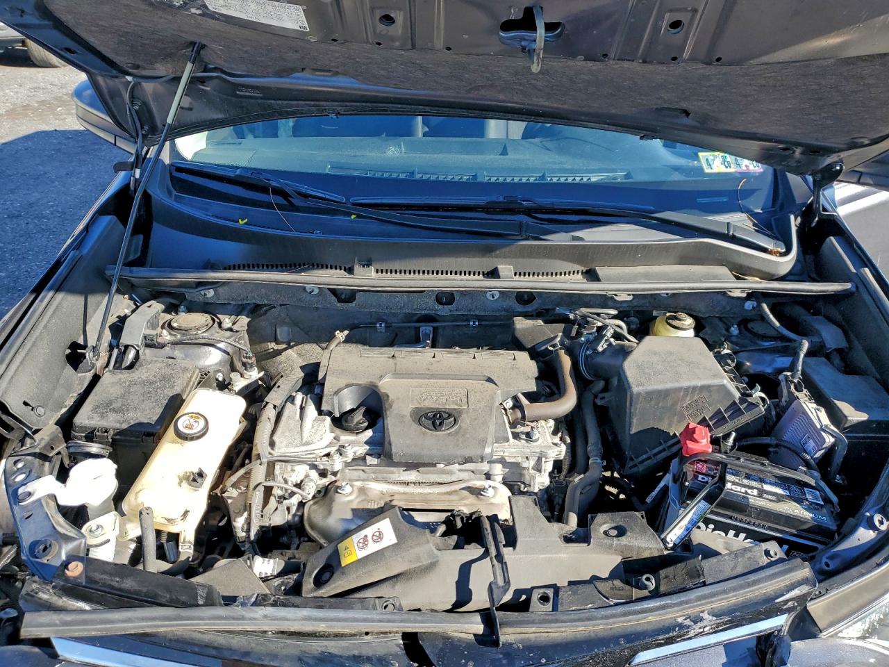 2018 TOYOTA RAV4 LE photo 12