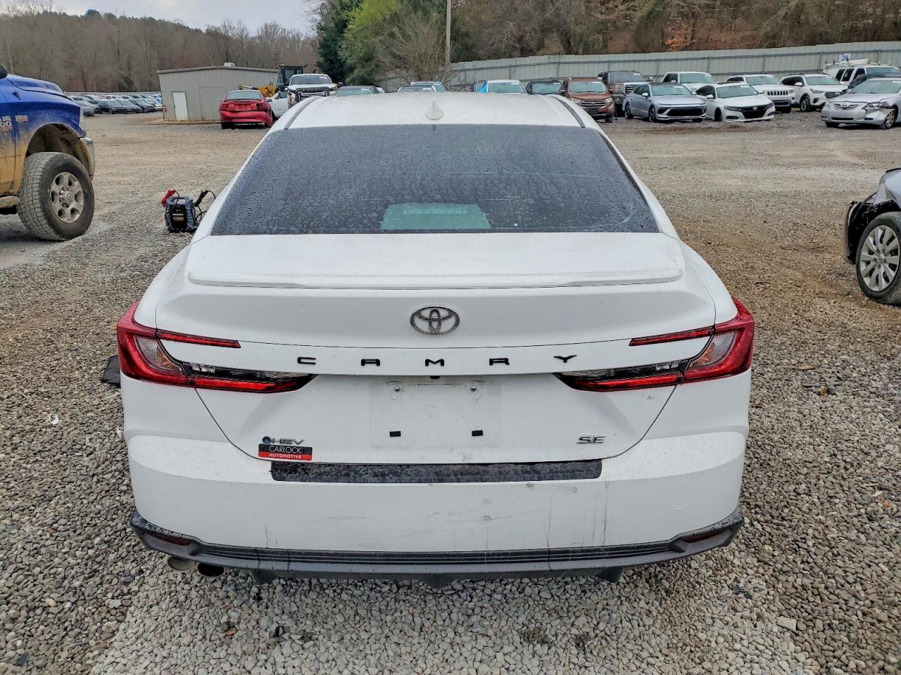 2025 TOYOTA CAMRY XSE photo 6