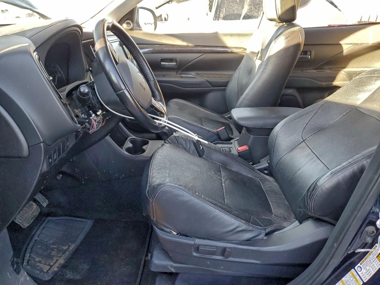 2016 MITSUBISHI OUTLANDER SE photo 7