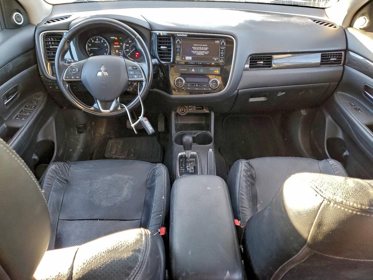 2016 MITSUBISHI OUTLANDER SE photo 8