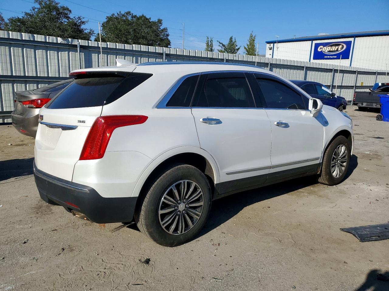 2018 CADILLAC XT5 LUXURY photo 7