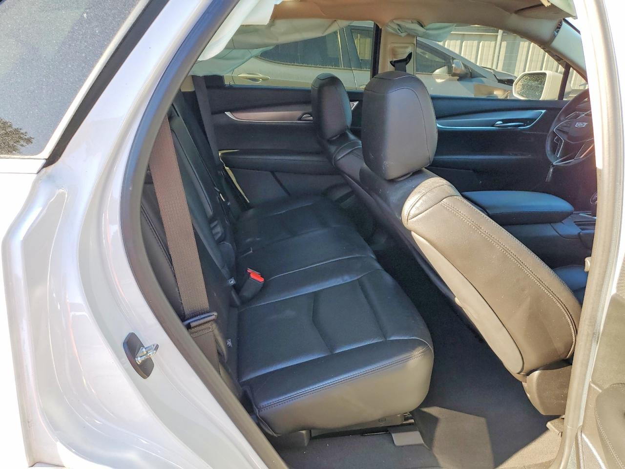 2018 CADILLAC XT5 LUXURY photo 31