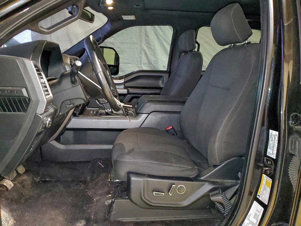 2015 FORD F150 SUPERCREW photo 7