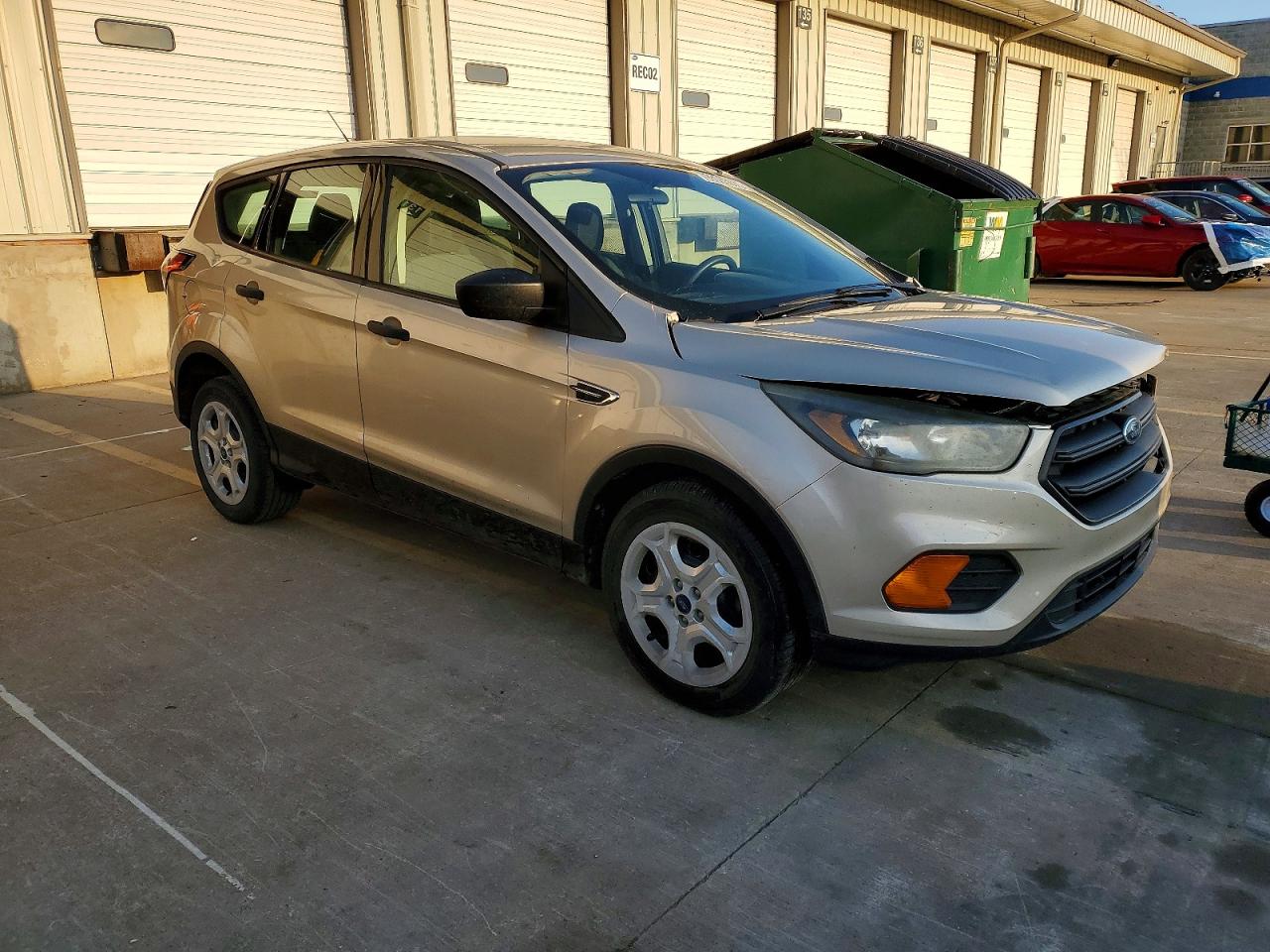 2018 FORD ESCAPE S photo 4