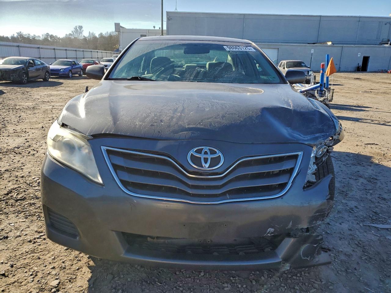 2011 TOYOTA CAMRY SE photo 5