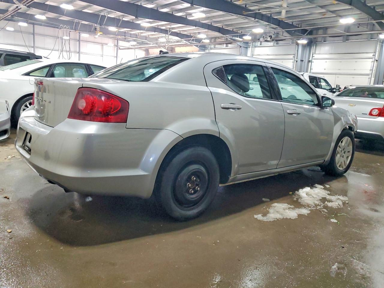 2014 DODGE AVENGER SE photo 3