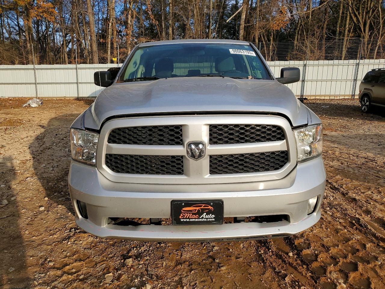 2018 RAM 1500 ST photo 5