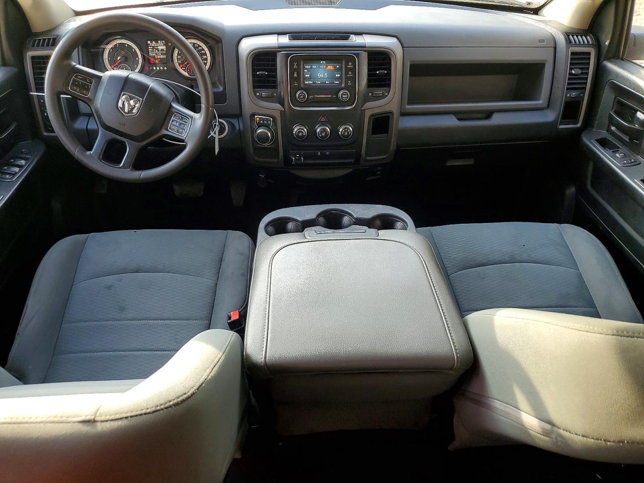2018 RAM 1500 ST photo 8