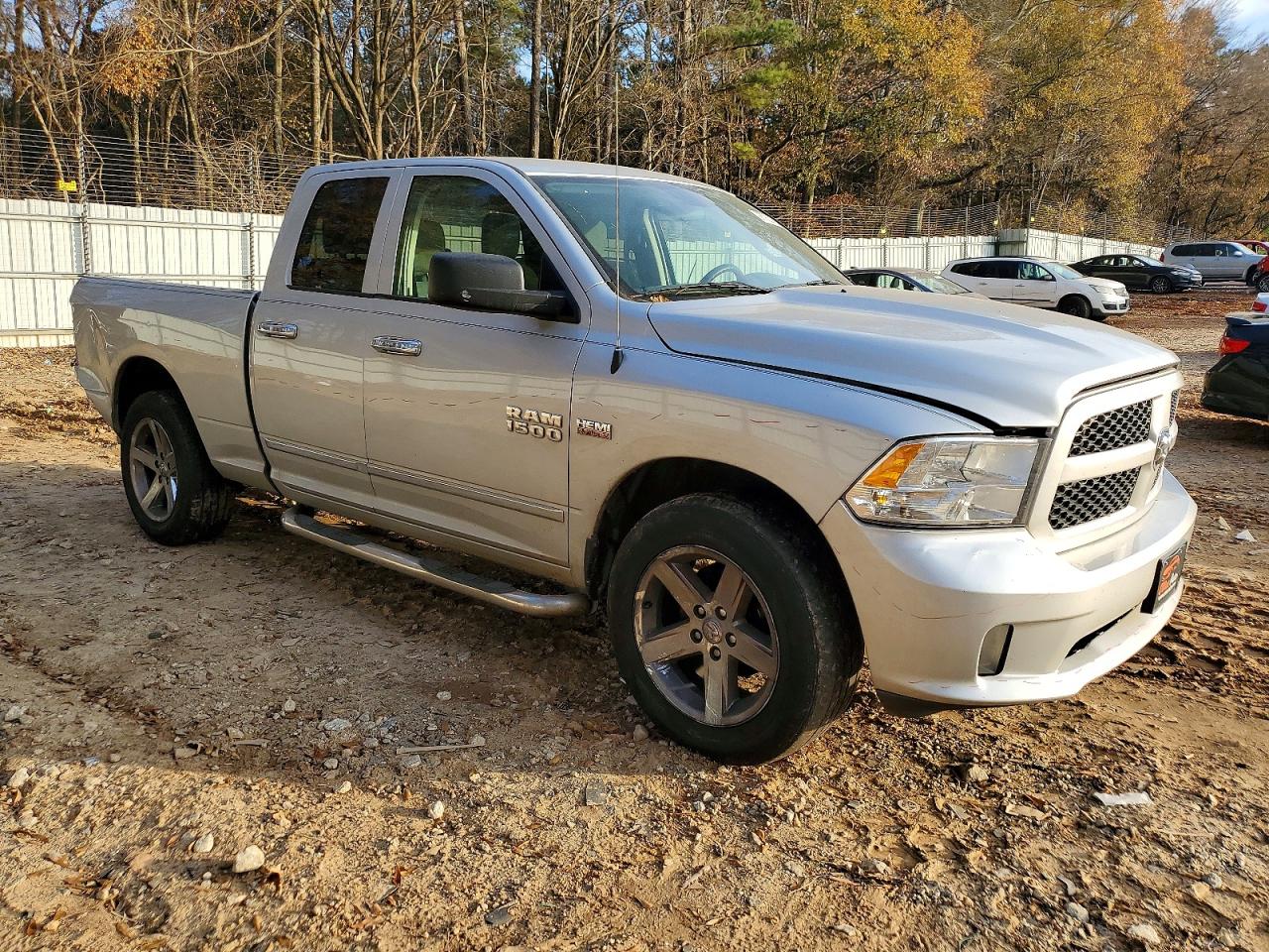 2018 RAM 1500 ST photo 4