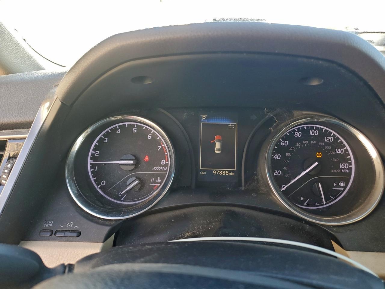 2019 TOYOTA CAMRY photo 9