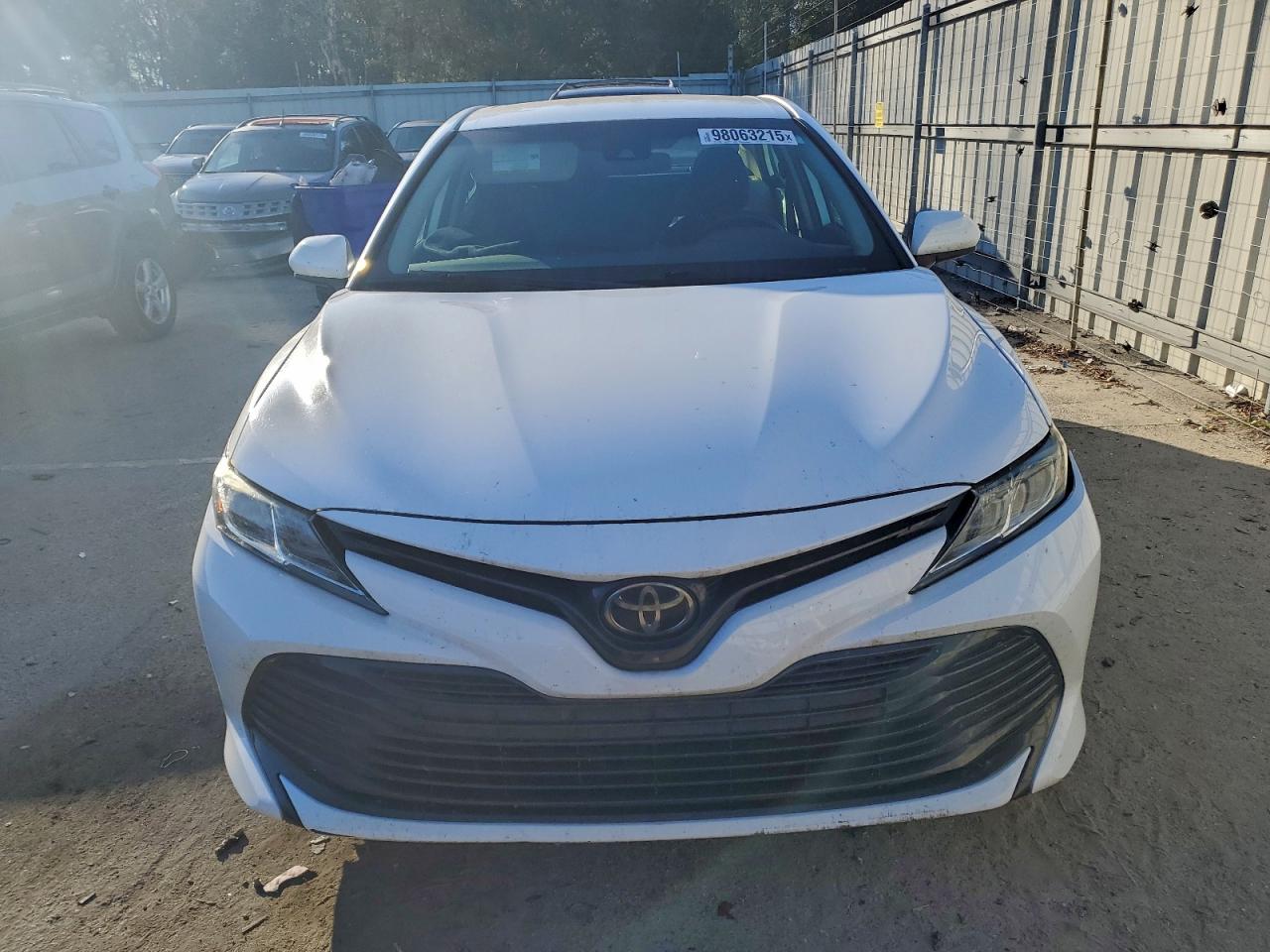 2019 TOYOTA CAMRY photo 5