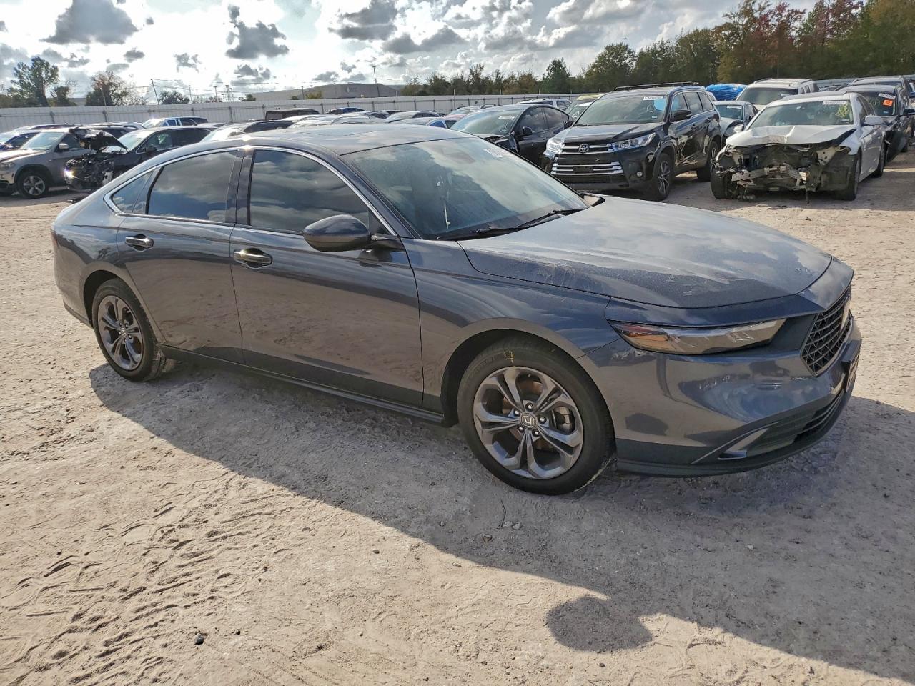 2024 HONDA ACCORD EX photo 4