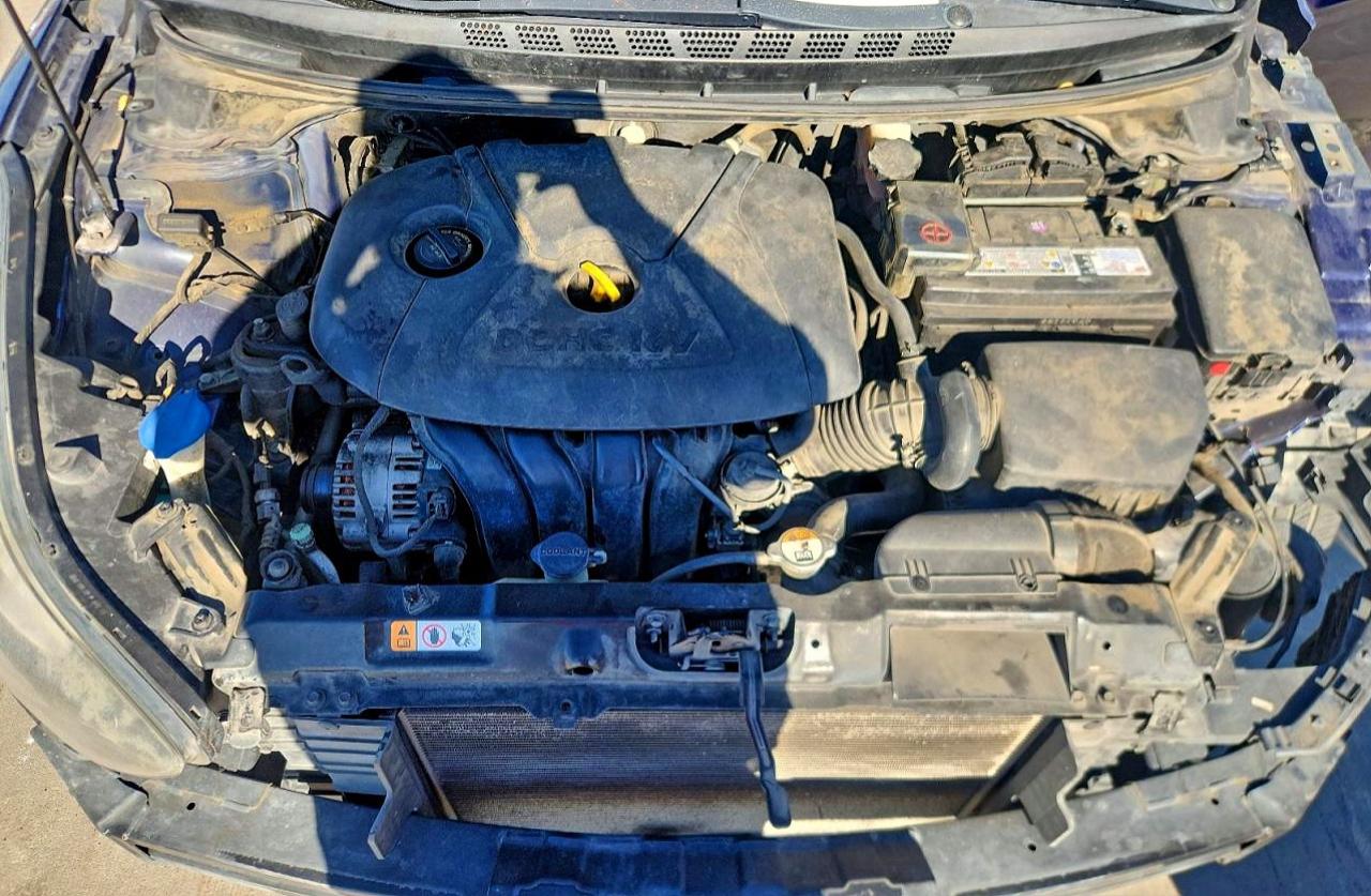 2014 HYUNDAI ELANTRA SE photo 11