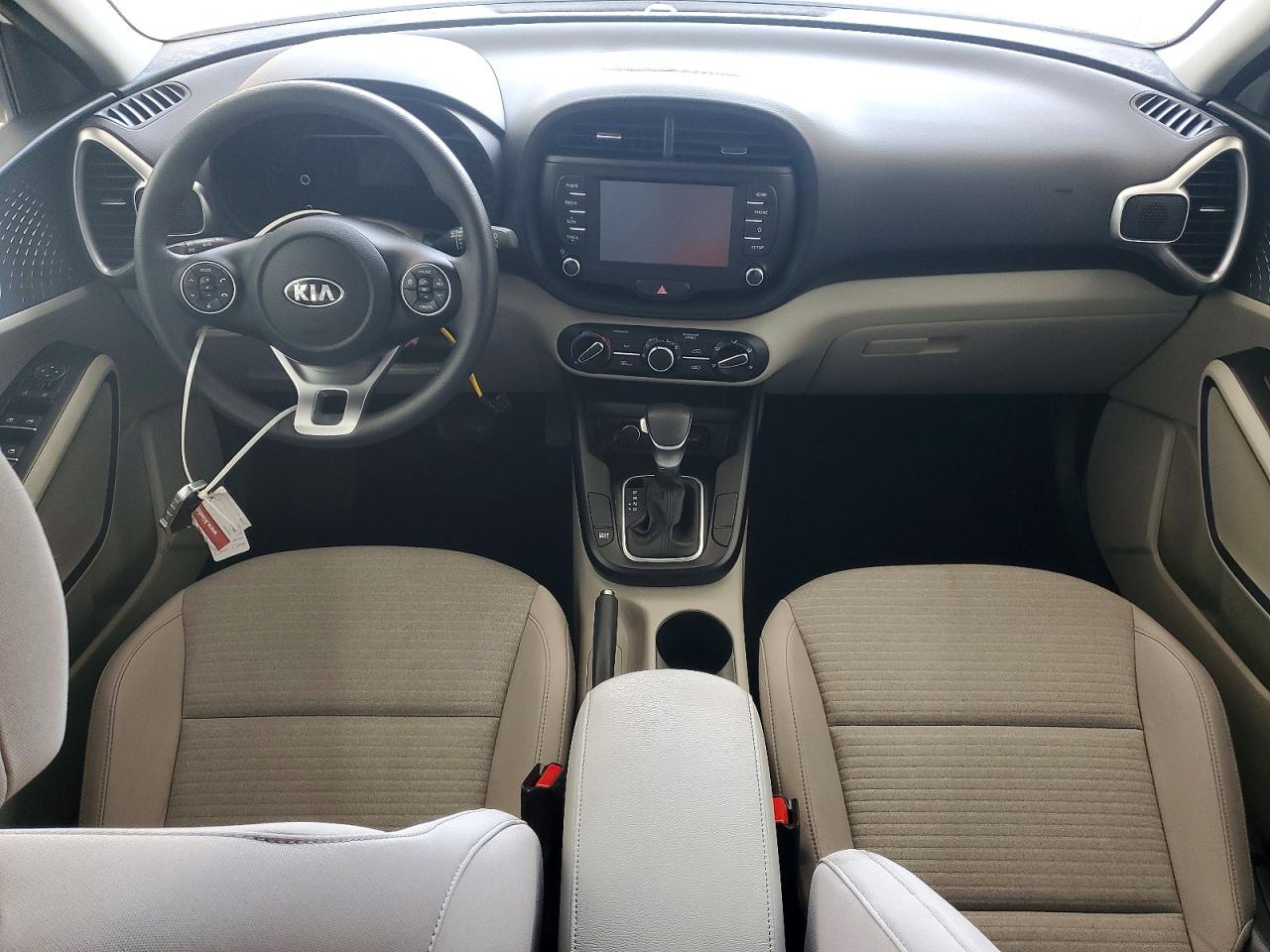 2021 KIA SOUL LX photo 8