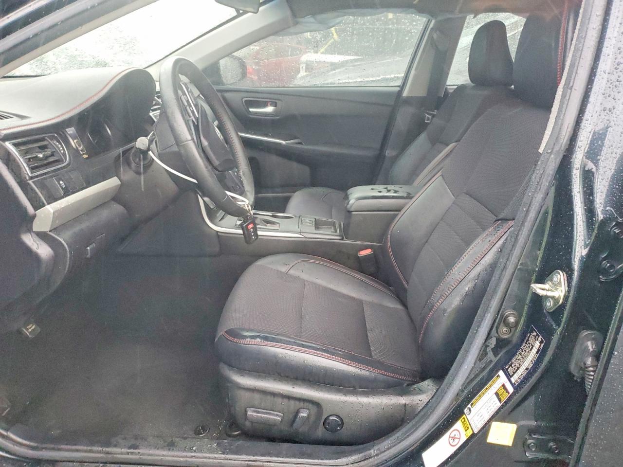 2017 TOYOTA CAMRY HYBRID photo 7