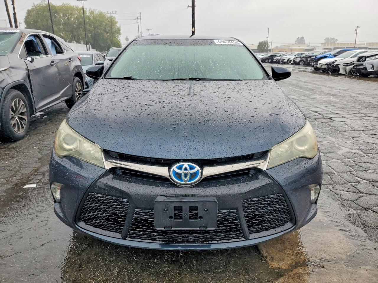 2017 TOYOTA CAMRY HYBRID photo 5