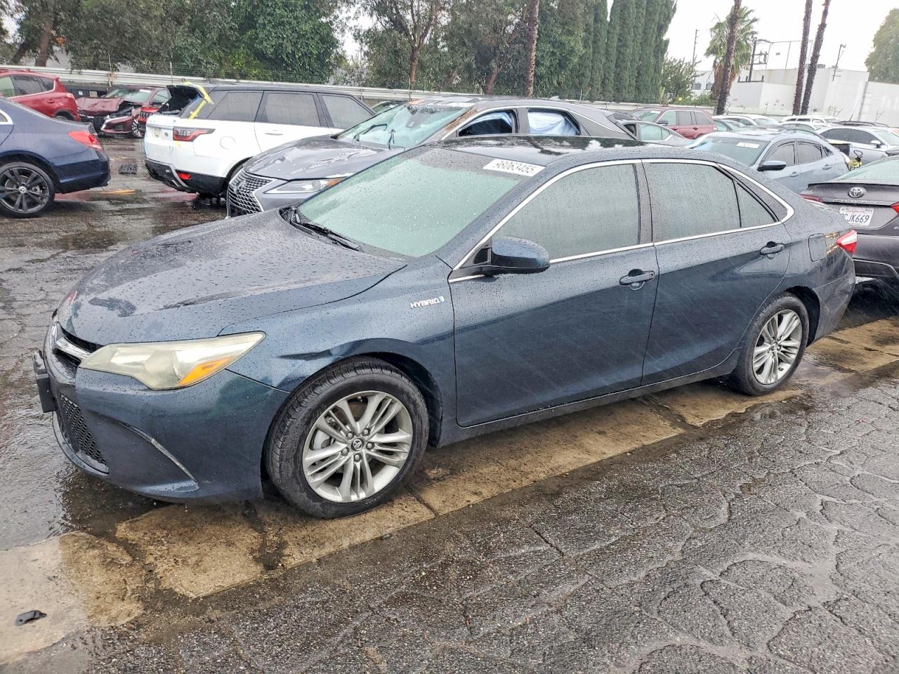 2017 TOYOTA CAMRY