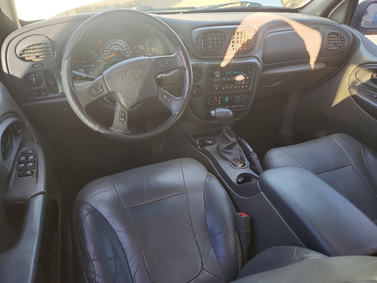 2002 CHEVROLET TRAILBLAZER photo 8