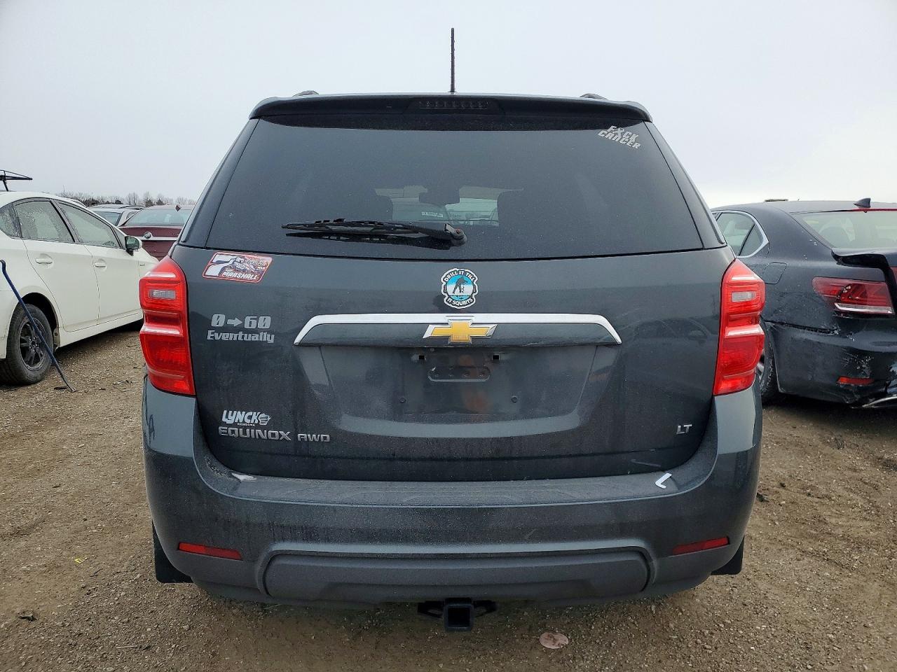 2017 CHEVROLET EQUINOX LT photo 6