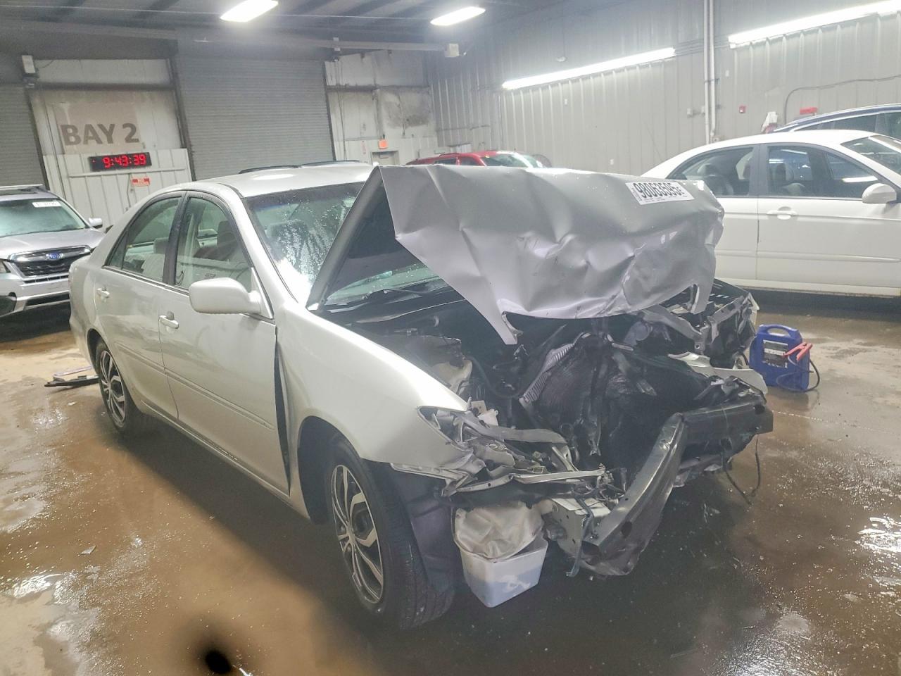 2003 TOYOTA CAMRY LE photo 10