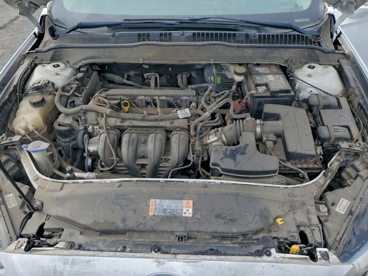 2015 FORD FUSION SE photo 11