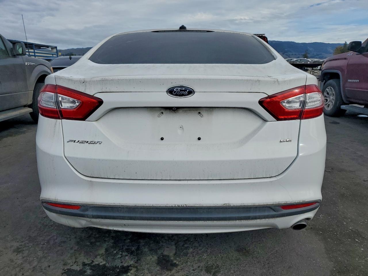 2015 FORD FUSION SE photo 6