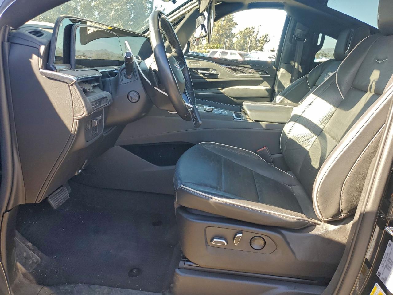 2023 CADILLAC ESCALADE ESV SPORT photo 7