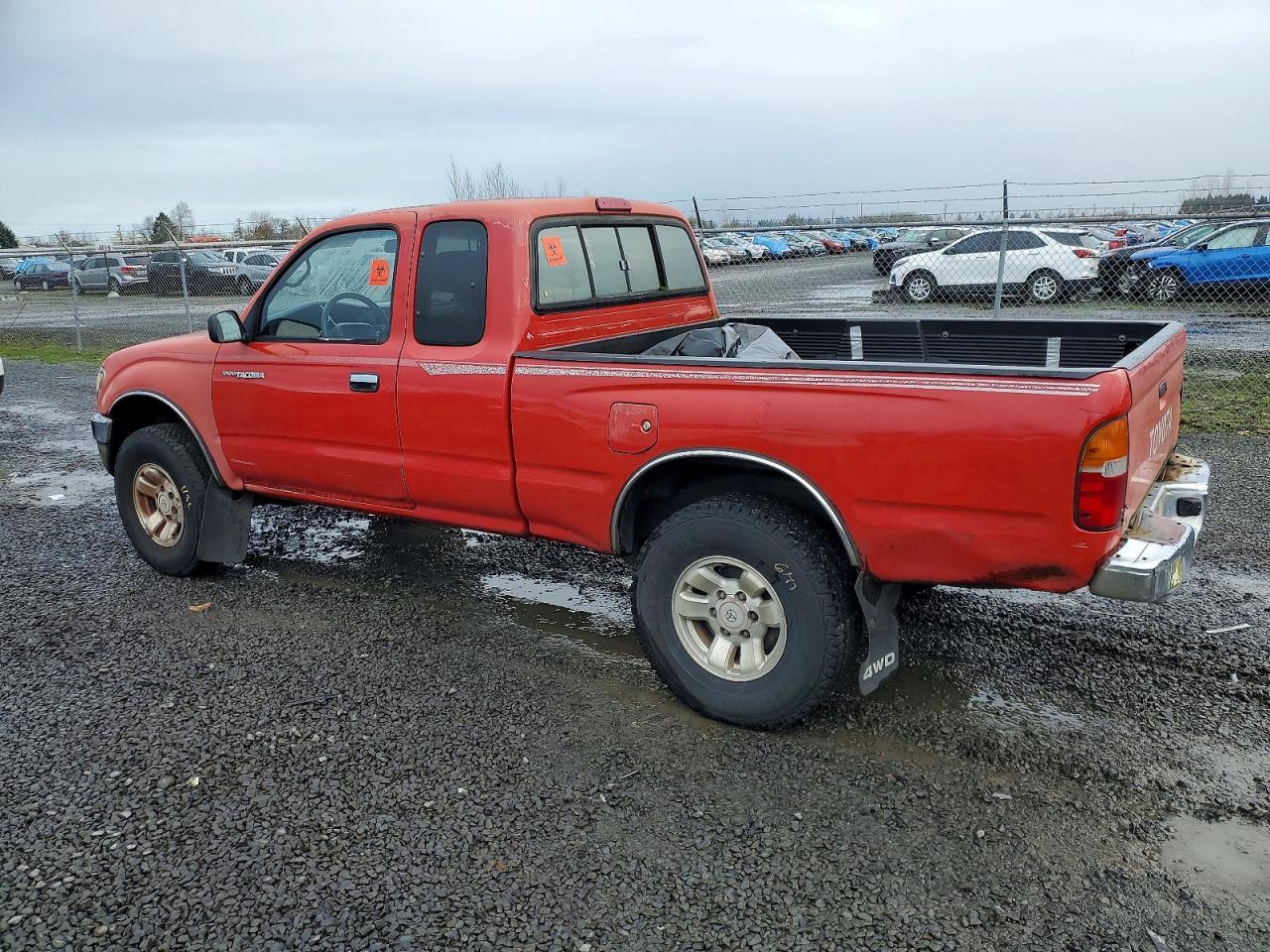 1996 TOYOTA TACOMA XTRACAB photo 2