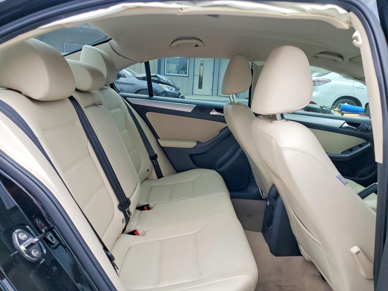 2014 VOLKSWAGEN JETTA SE photo 10