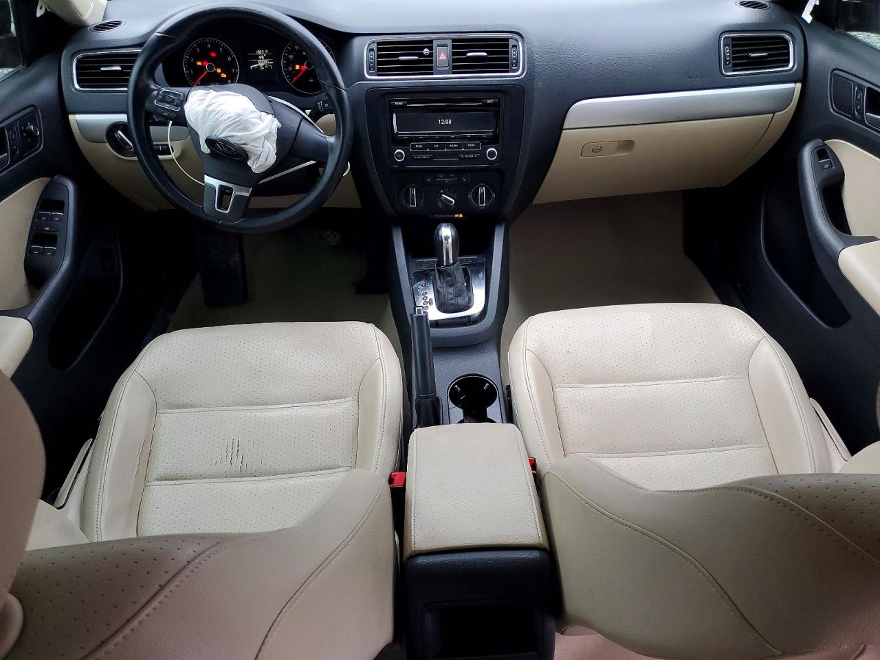 2014 VOLKSWAGEN JETTA SE photo 8
