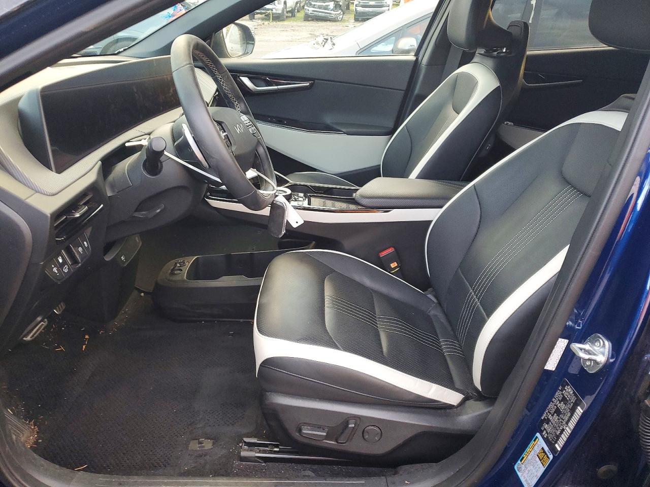 2024 KIA EV6 GT LINE photo 7